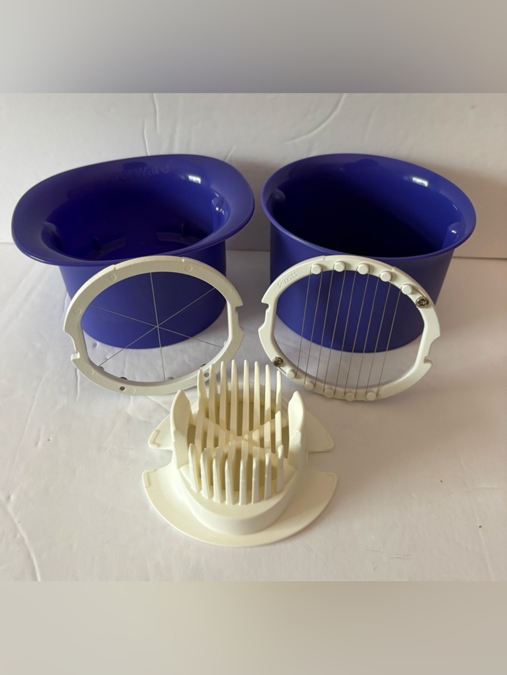 Tupperware Slice N’ Star 7353A Egg Fruit Veggie 5 Piece Slicer Wedger Cutter